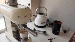 Кофемашина SMEG