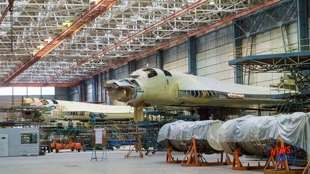 На подходе очень знаковое событие начало испытаний первого Ту-160М стратегического бомбардировщика смотреть онлайн