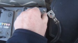 Двигатель не заводится зимой в мороз