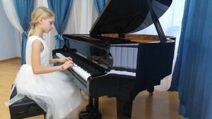 София Бричка, 11 лет,  Н. Торопова "Вальс Дюймовочки" (фортепиано)