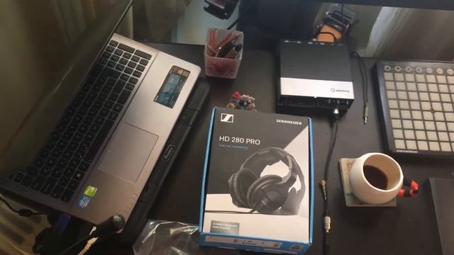 Sescibaba Behringer HPM1000 ve Sennheiser HD280 Pro Kulaklık İncelemesi смотреть онлайн