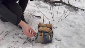 Лес.Ночь в палатке зимой (Forest. Night in a tent in winter.)
