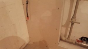 Монтаж фальшстен и подоконников, прячу радиатор