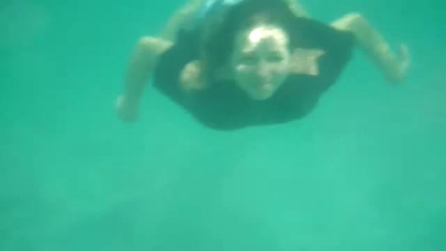 Подводная сьмка на пляже Ката смотреть онлайн