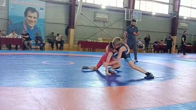 Греко-римская борьба. Роберт Терзьян. 1/8 финала, вес 35 кг. смотреть онлайн