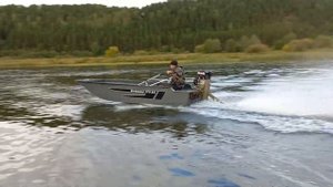 Лодка СВИММЕР 370XL И мотор Болотоход 20л.с