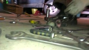 Как снять переднюю шаровую из рычага на Subaru