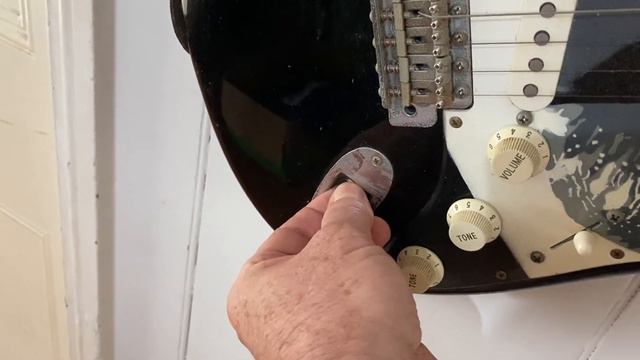 Fender Player Stratocaster SSS Electric Guitar, Buttercream, Maple Fingerboard Review смотреть онлайн
