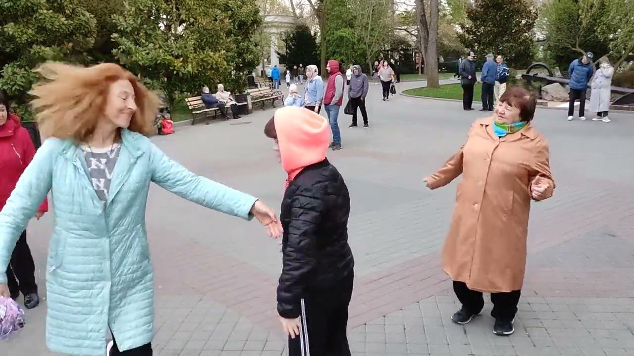 20.04.23 - Танцы на Приморском бульваре - Севастополь - Сергей Соков
