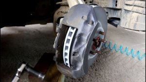 Замена передних тормозных дисков и колодок на Range Rover Sport Ленд Ровер Спорт 3,0 2014 года