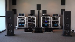 MAGICO S5 MKII SPEAKERS+ GRYPHON DIABLO 300 + AURENDER ACS10 + SYNERGISTIC RESEARCH