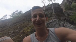 Скалолазание: Треугольное озеро, скалолазный район Ленинградской области.