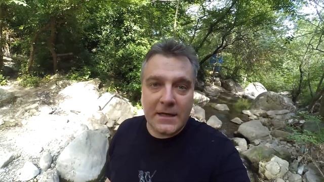 Нашел алмазы и самородки в ялтинской реке. Золото и алмазы под ногами в Крыму. Старатель в Крыму