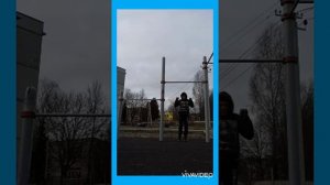 Как сделать выход на две)