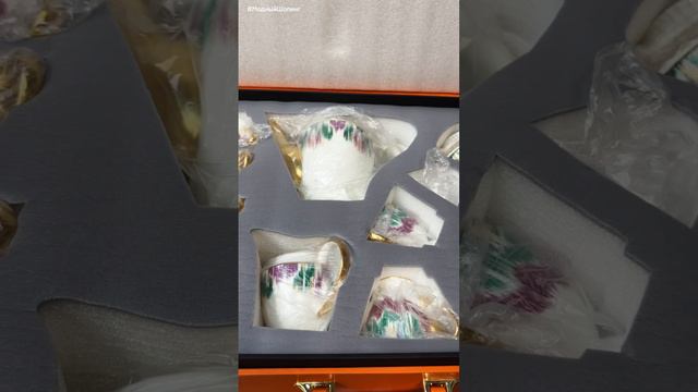 Роскошные чайные сервизы из фарфора