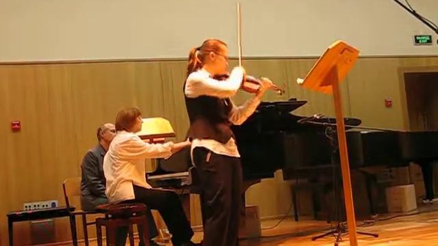 Екатерина Приходовская - "Посвящение" для скрипки и фортепиано смотреть онлайн