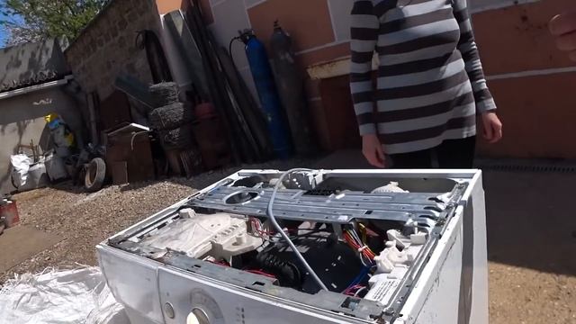 Крым, весна Мир ТРУД Май! Ура друзья!!! Почём металлом в Крыму  Шо вижу то пою, жизнь в Крыму смотреть онлайн