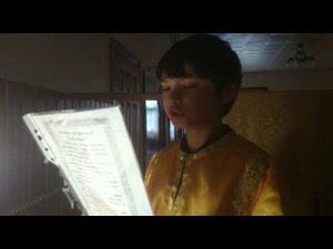 Воскресная служба 30 октября 2016 г. Юный послушник Павел на клиросе монастыря.