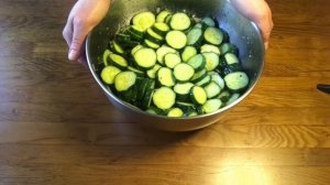 Огурцы кружочками на зиму.Делаю их каждый год, и они определённо мои любимые!