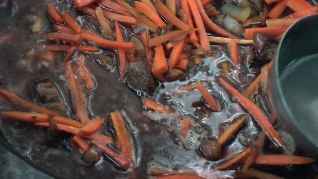 ПЛОВ НА ОЗЕРЕ. ЕГО СМОГУТ ПРИГОТОВИТЬ ВСЕ. АРОМАТ чёрного тмина. Все пришли попробовать. ВКУСНО смотреть онлайн