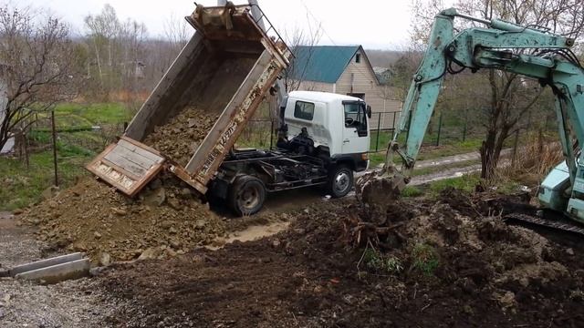 Делаем заезд на участок смотреть онлайн