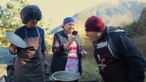 ОСЕТИНСКАЯ КУХНЯ С ТИМУРОМ АГЗАМОВЫМ / ГОТОВИМ И УГОЩАЕМ