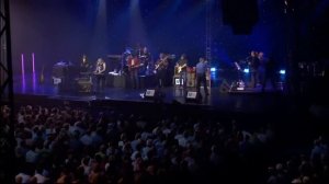 John Mayall Feat Eric Clapton  Chris Barber   Hoochie Coochie Man   Liverpool 2003youtube com