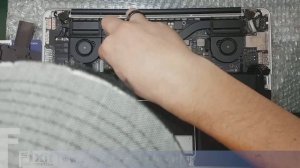 MacBook Pro Retina 13" A1425 late 2012 sostituzione casse - Speaker Replacement