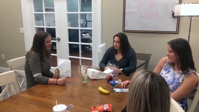 Home Depot Light Bulb Ad смотреть онлайн