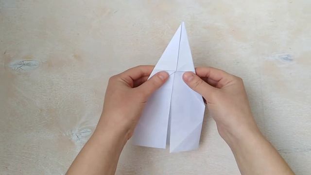Оригами. Как сделать зайчика из бумаги