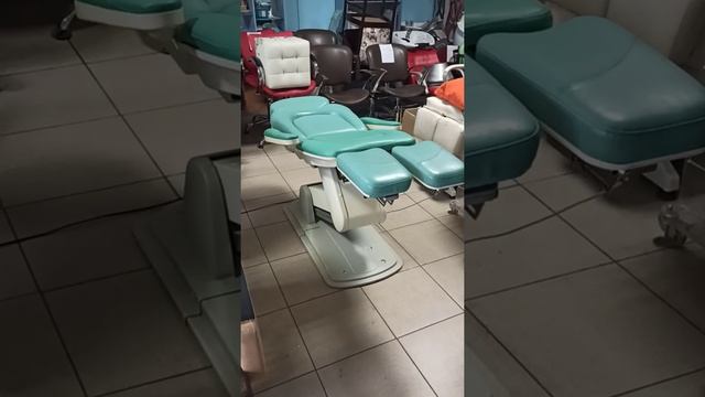 Педикюрно-косметологическое кресло IONTO COMED смотреть онлайн