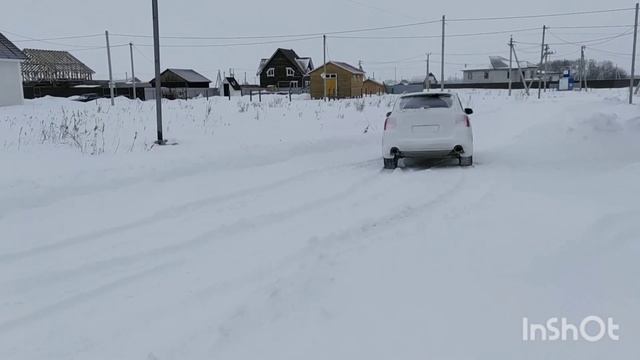 На Порше Кайен 4*4 на дачу после снегопада смотреть онлайн