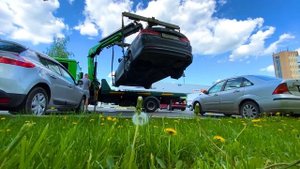 Эвакуатор с манипулятором забрал машину, EVAKMOSCOW в работе!