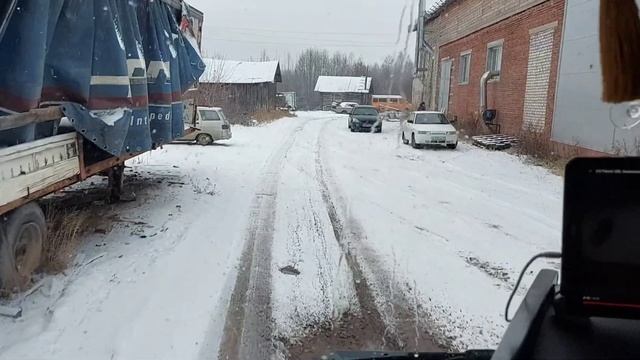 Пришла зима в Кирове , кончилась резина на Iveco stralise