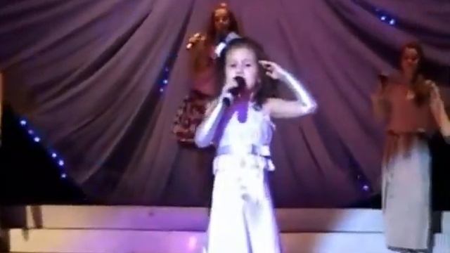 Полина Стриженко - будущая звезда(6 лет) певица.wmv смотреть онлайн