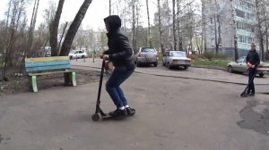 Влог на самокате...Чуть не улетел с випом....Друг сделал бар....Сломал руку!!!