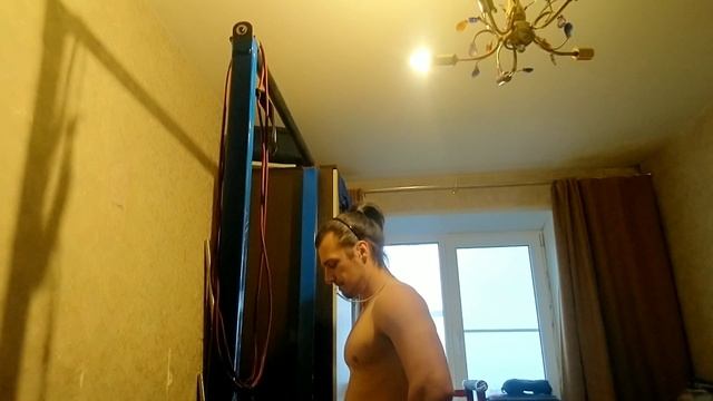 Жим стоя. Подтягивания. Жим лёжа. Трицепс. смотреть онлайн