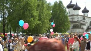 Птица счастья, флешмоб   Каргополь 2 07 17 г