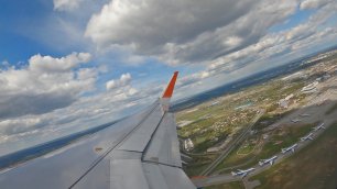 Вылет из Шереметьево. Терминал B. Рейс "Аэрофлота" на  Airbus A321 Neo. Май, 2022