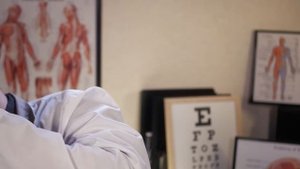 АСМР Приятный Доктор ЛОР Проверит Твои Ушки и Слух