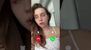 A4 и Юля Годунова улетели в жаркую страну.