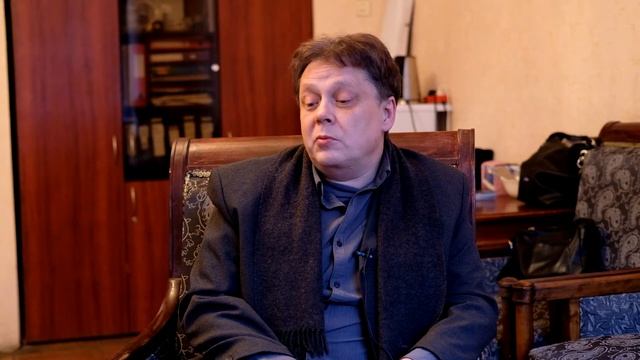 Андрей Сергеев: о премьере "Летучей мыши", работе в Германии и длинном пути к режиссерству