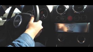 Обзор Audi TT, место в ней есть!?