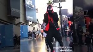 Spiderman and Spidergirl Dance on Smack That Song