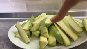 КАБАЧКОВЫЕ ПАЛОЧКИ В ДУХОВКЕ (РЕЦЕПТ В ПАНИРОВКЕ С СЫРОМ) БЕЗ МАСЛА!