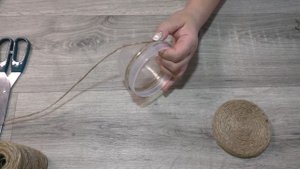 КРАСИВАЯ ШКАТУЛКА из ДЖУТА и ПЛАСТИКОВОЙ БАНОЧКИ СВОИМИ РУКАМИ/ МАСТЕР-КЛАСС/DIY.