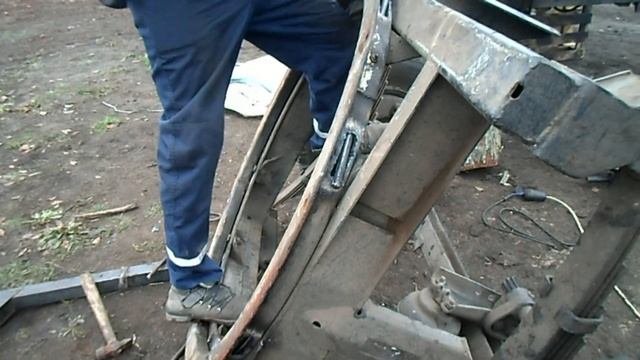 Ремонт прицепа ПТС-4. Поворотный круг