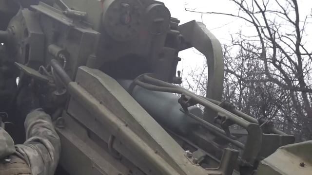 Самоходная пушка 2С5 «Гиацинт-С» смотреть онлайн