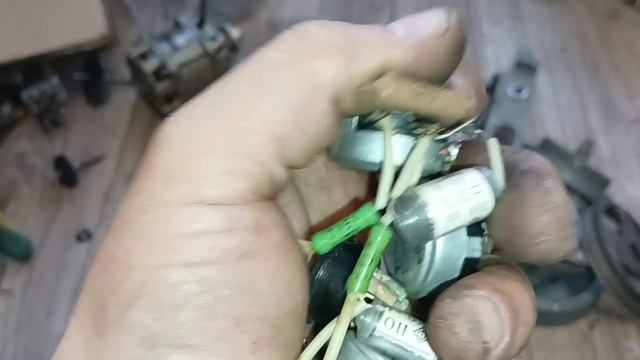 Разбираем достояние СССР,магнитофон Астра 4 ☝️