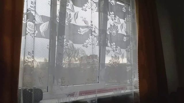 Шарики у потолка смотреть онлайн